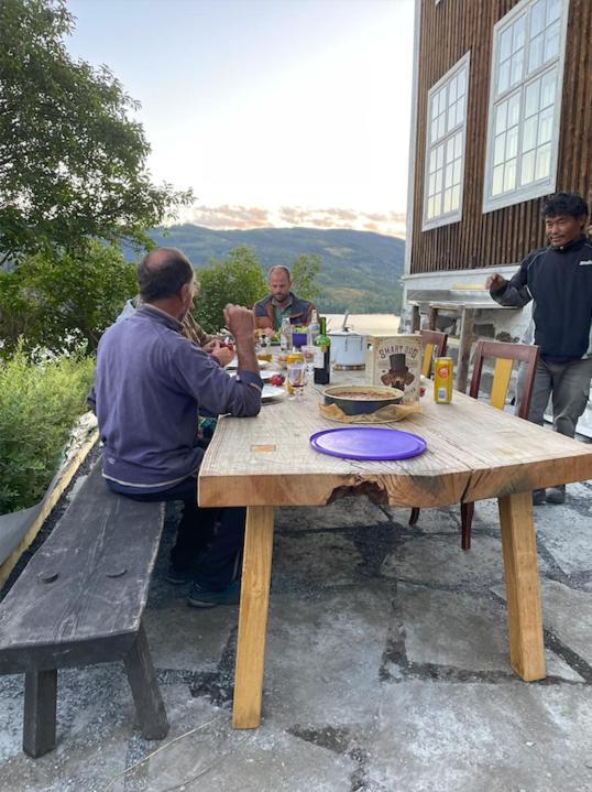 Experience Jotunheimen From Vevstogo - Sauna With A View And Eco Living In An Old School Building Vestre Slidre מראה חיצוני תמונה